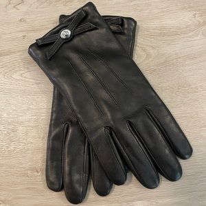 coach black leather driving gloves turnlock size 8 new